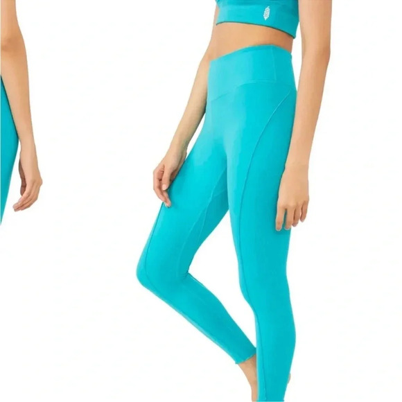 Free People Movement Hearts Aflutter Leggings in Wavy Waters - Size Small - Picture 1 of 9